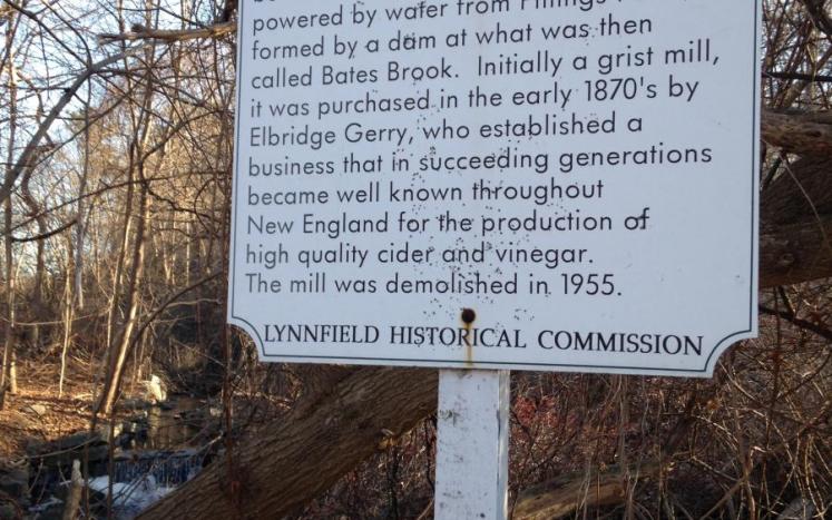 Photo of 70 Walnut Street Gerry's Cider mill sign