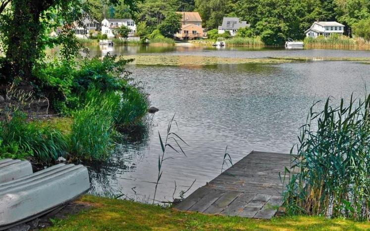Pillings Pond photo of dock